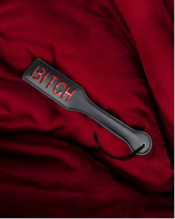 BDSM шлепалка BITCH