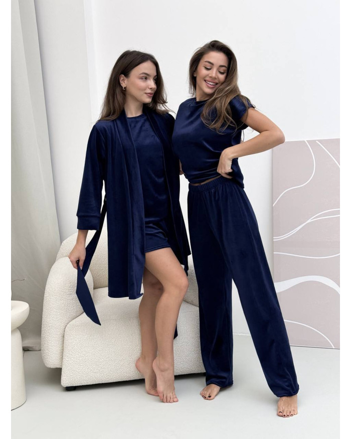  Плюшевий набір 4 в 1: халат, футболка, штани та шорти